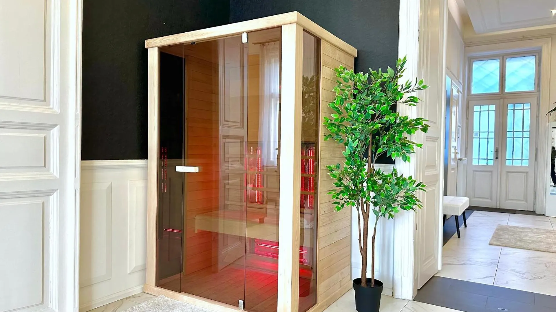 Deluxe 2-Bedroom With Sauna And Ac Budapest Apartment