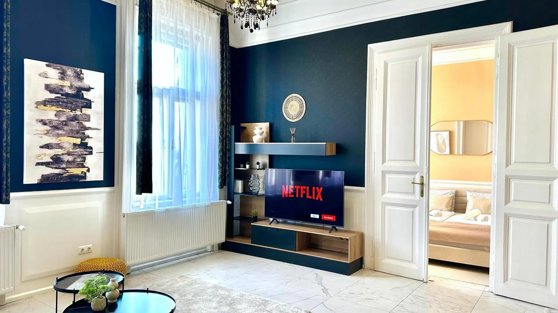 Apartment Deluxe 2-Bedroom With Sauna And Ac Budapest Hungary
